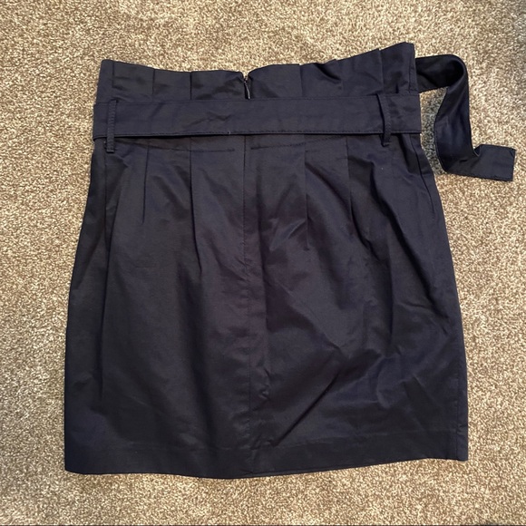 Navy Pleated Belted Miniskirt - Picture 4 of 5